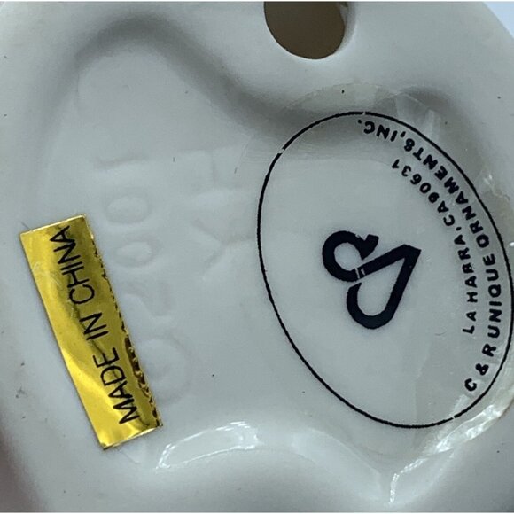 Ceramic Dove Figurine - Peaceful Design - C&R Unique Ornaments, Inc. (2001) - Picture 8 of 8